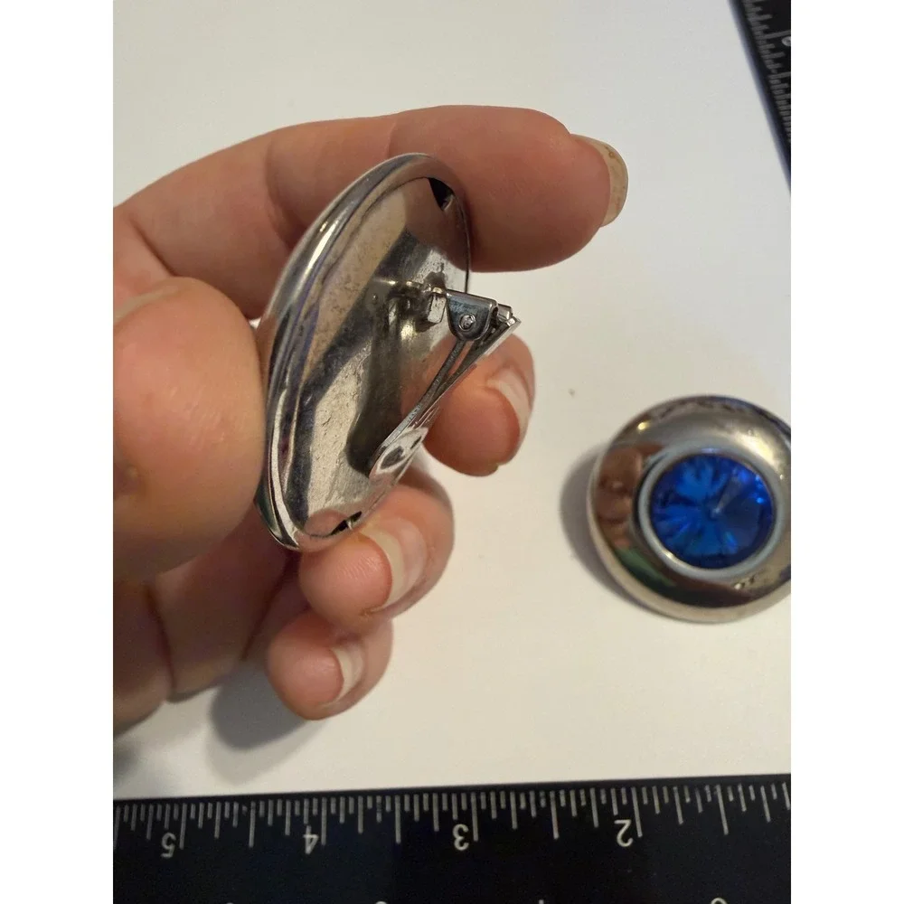 N/A vintage clip